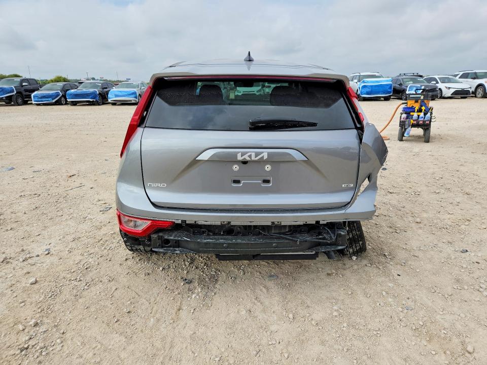 2026 Kia Niro მანქანა იყიდება აუქციონზე, vin: KNDCP3LE3T5361361, აუქციონის ნომერი: 70564616