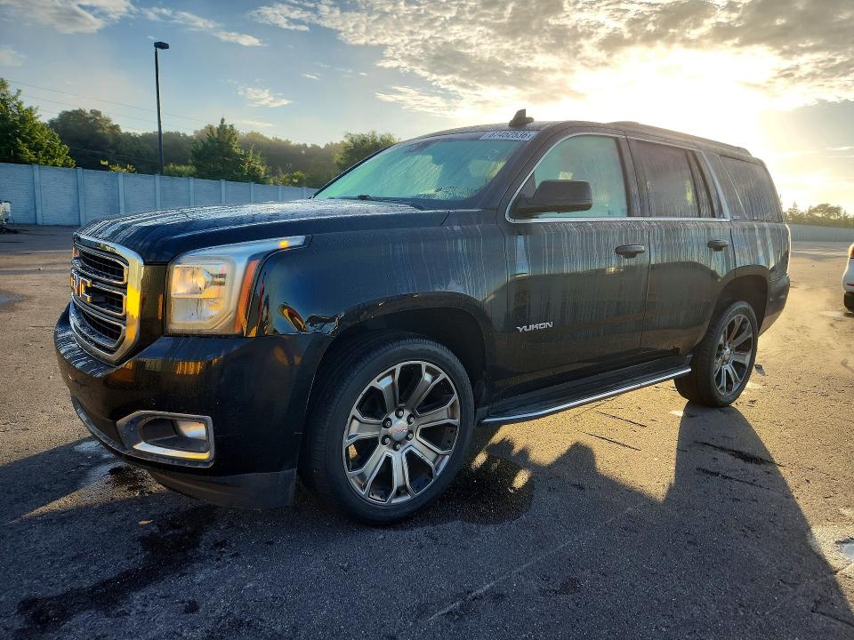 Продажа на аукционе авто 2019 Gmc Yukon, vin: 1GKS1BKC8KR102397, номер лота: 67452536