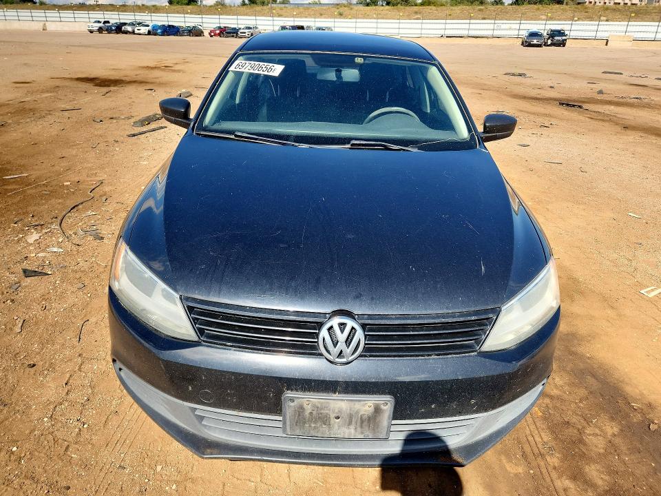 2014 Volkswagen Jetta მანქანა იყიდება აუქციონზე, vin: 3VW2K7AJ3EM353353, აუქციონის ნომერი: 69790656