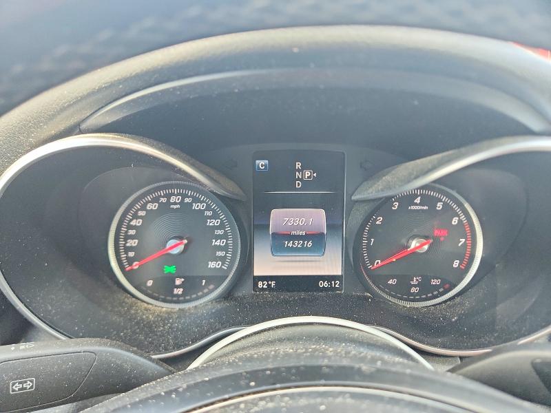69823286 :رقم المزاد ، 55SWF4KBXFU095352 vin ، 2015 Mercedes-benz C مزاد بيع