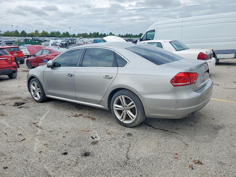 Продажа на аукционе авто 2014 Volkswagen Passat, vin: 1VWCN7A32EC082607, номер лота: 68400616