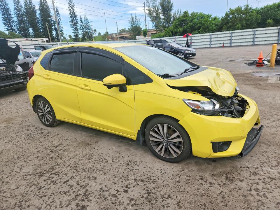 Продажа на аукционе авто 2015 Honda Fit, vin: 3HGGK5H85FM725200, номер лота: 68024816