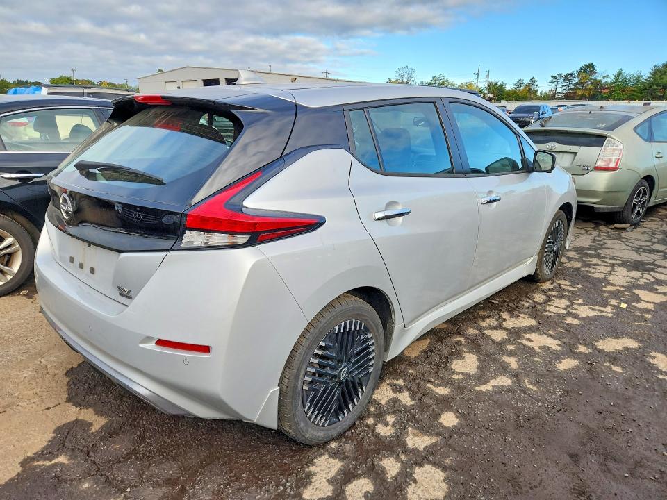 70046866 :رقم المزاد ، 1N4CZ1CV8SC550618 vin ، 2025 Nissan Leaf مزاد بيع
