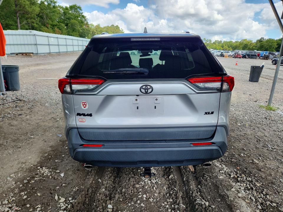 2021 Toyota Rav4 მანქანა იყიდება აუქციონზე, vin: 2T3W1RFV2MC109190, აუქციონის ნომერი: 67737296