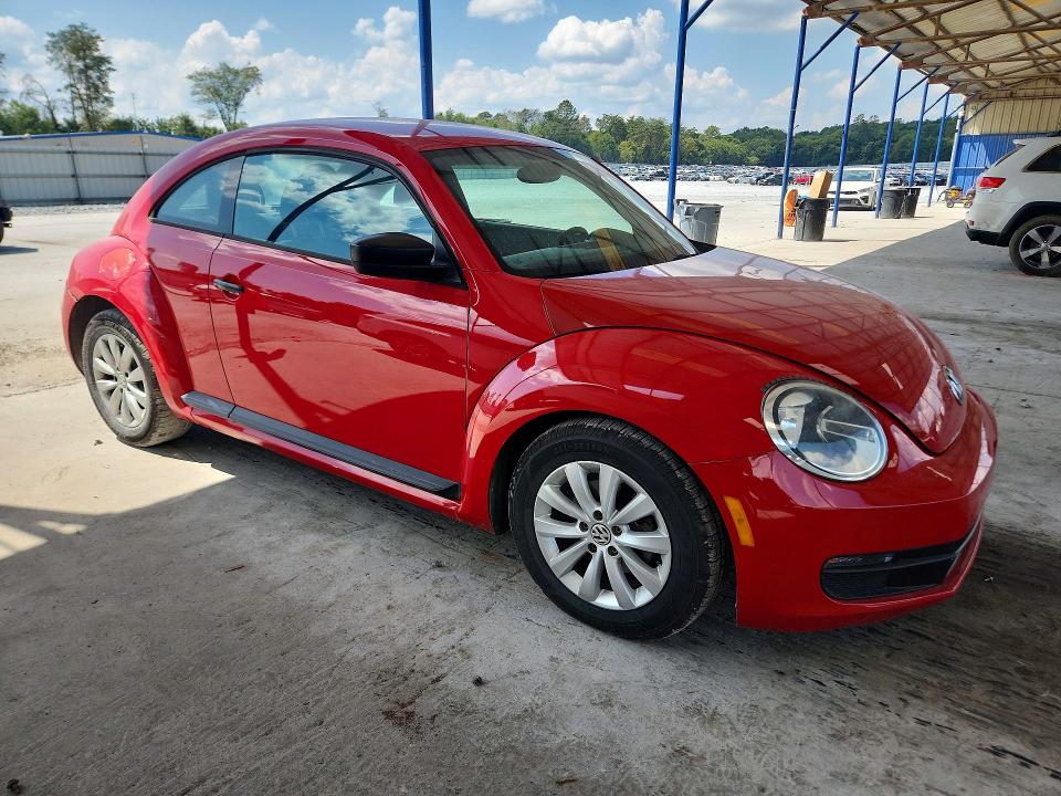 2013 Volkswagen Beetle მანქანა იყიდება აუქციონზე, vin: 3VWFP7AT7DM645994, აუქციონის ნომერი: 68076806