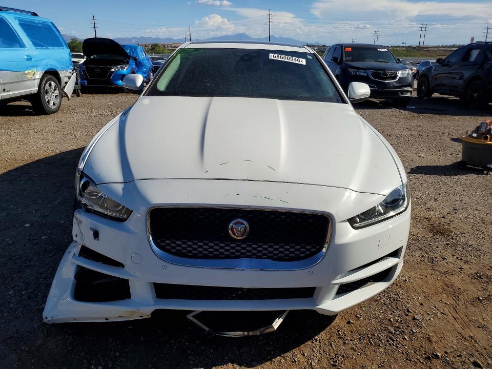Продаж на аукціоні авто 2017 Jaguar Xe, vin: SAJAD4BG6HA965821, номер лоту: 68600946