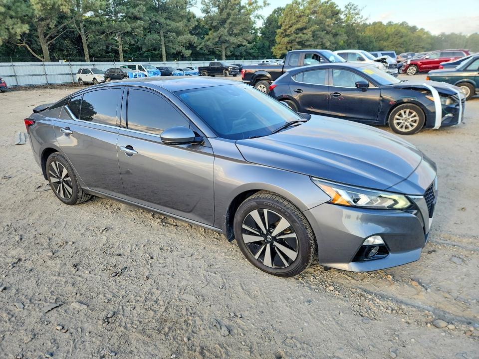 Продажа на аукционе авто 2021 Nissan Altima, vin: 1N4BL4EW0MN311611, номер лота: 68893796