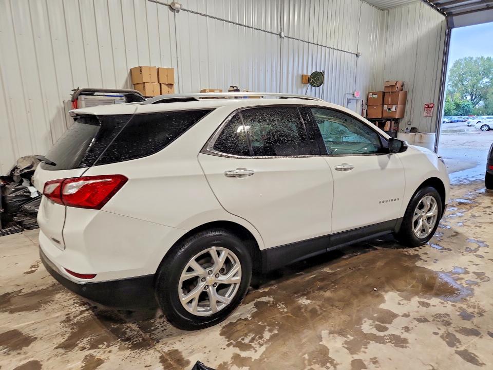Продажа на аукционе авто 2018 Chevrolet Equinox, vin: 2GNAXMEV4J6127653, номер лота: 68755876