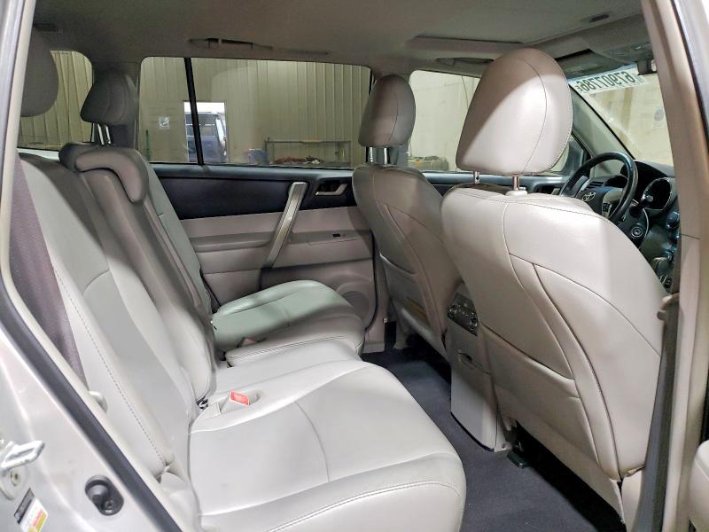 67907786 :رقم المزاد ، 5TDBK3EH7DS265651 vin ، 2013 Toyota Highlander مزاد بيع