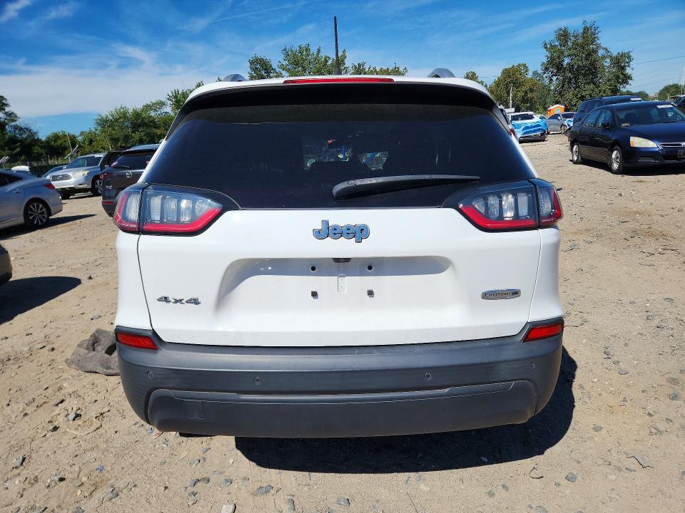 68843436 :رقم المزاد ، 1C4PJMLB4KD423773 vin ، 2019 Jeep Cherokee مزاد بيع
