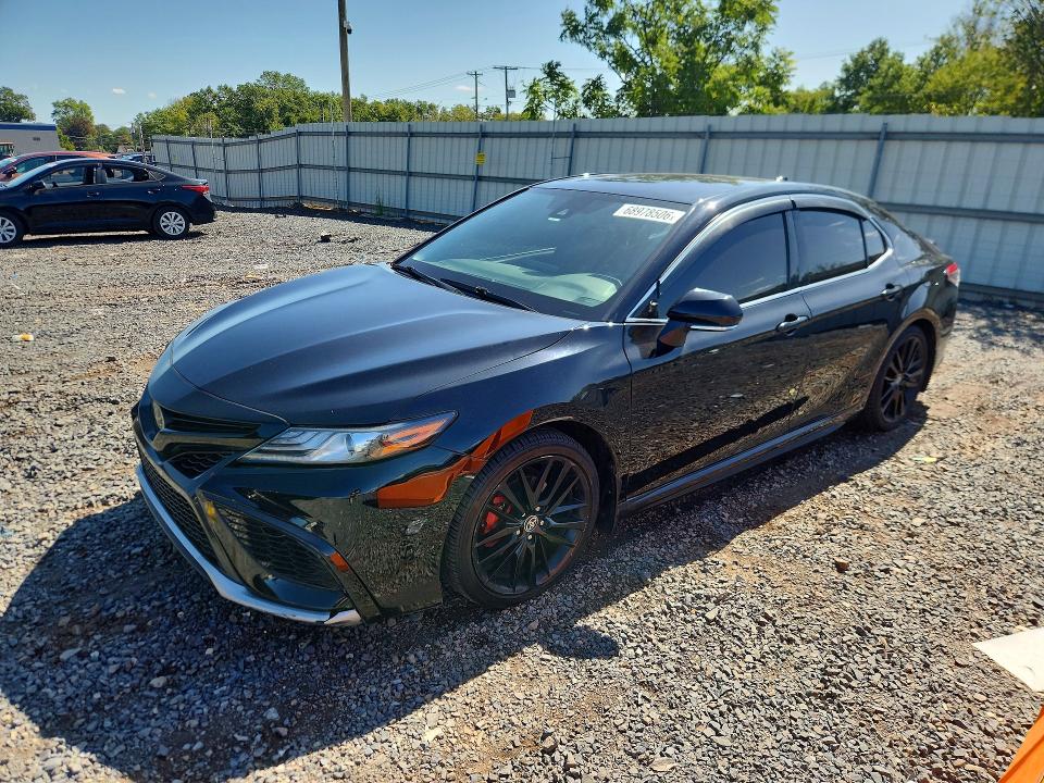 2022 Toyota Camry მანქანა იყიდება აუქციონზე, vin: 4T1K61BK5NU054997        , აუქციონის ნომერი: 68978506