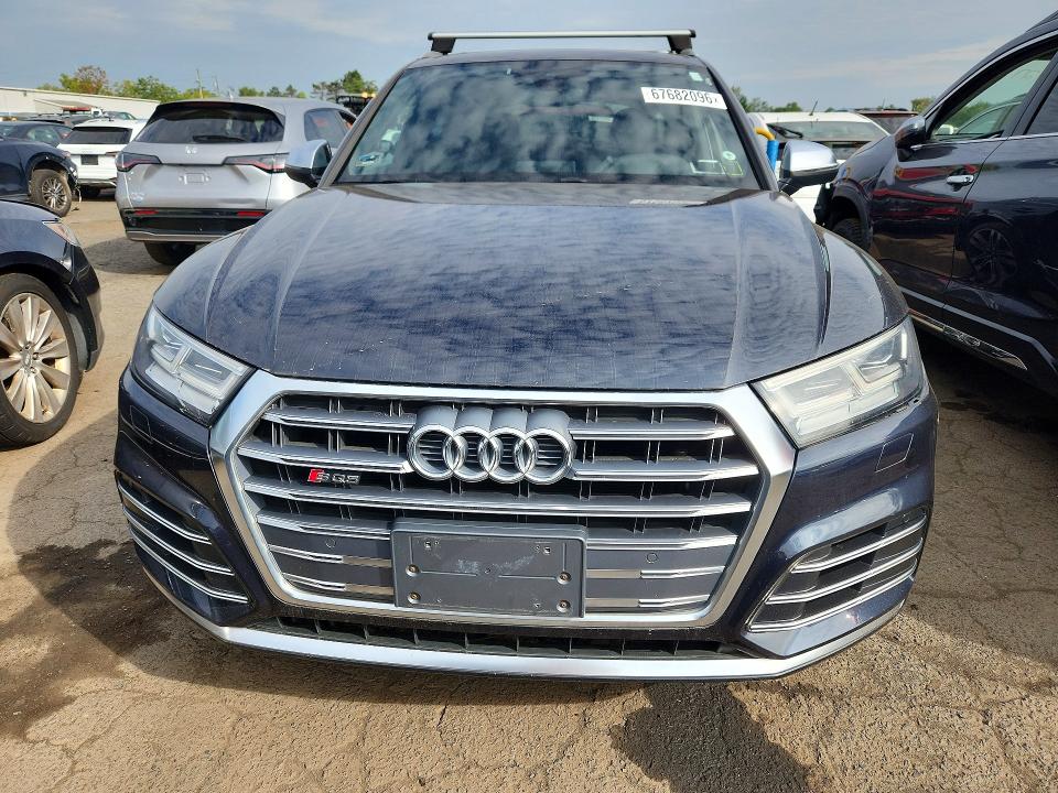 2018 Audi Sq5 მანქანა იყიდება აუქციონზე, vin: WA1A4AFY8J2050687, აუქციონის ნომერი: 67682096
