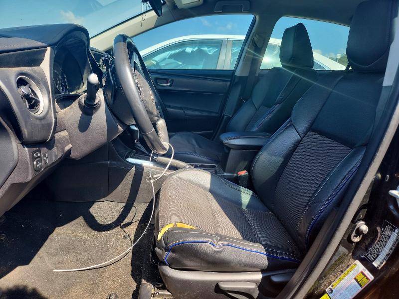 64452726 :رقم المزاد ، 5YFBURHE7JP824554 vin ، 2018 Toyota Corolla مزاد بيع