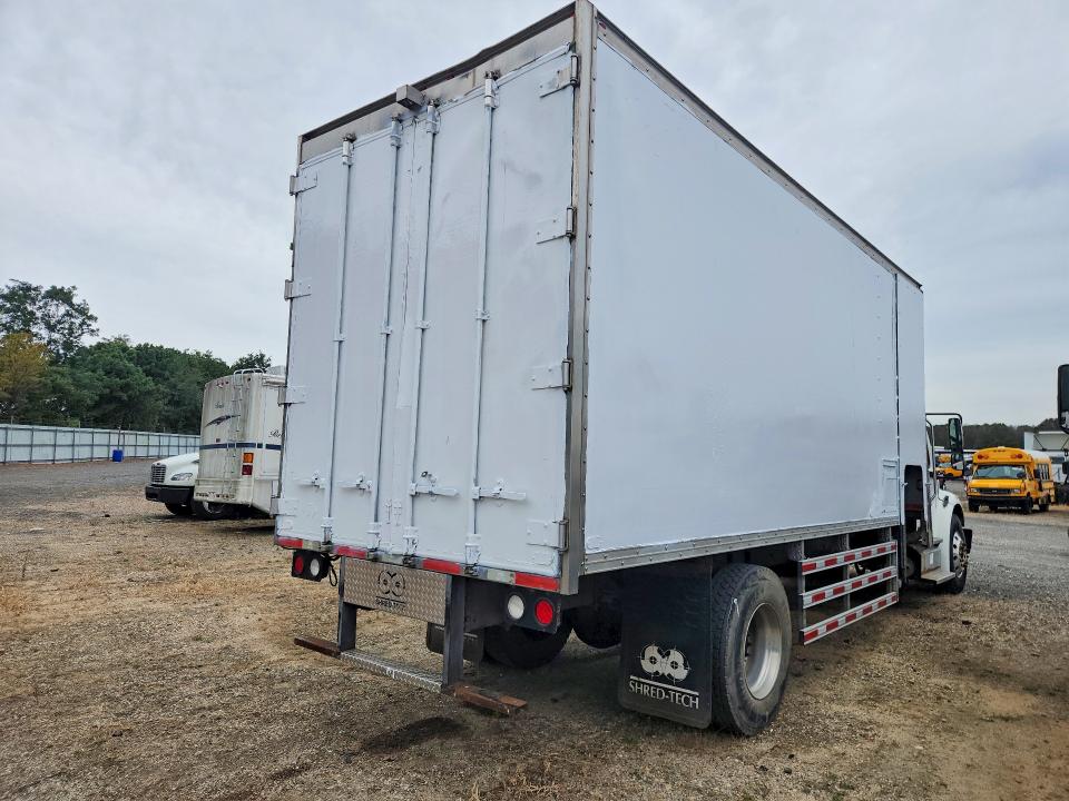 68005466 :رقم المزاد ، 1FVACXDT3CHBD5751 vin ، 2012 Freightliner M2 مزاد بيع