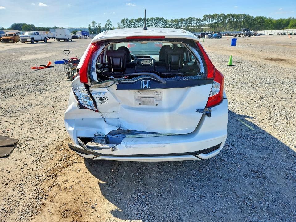 2018 Honda Fit მანქანა იყიდება აუქციონზე, vin: 3HGGK5H4XJM736523, აუქციონის ნომერი: 68296486