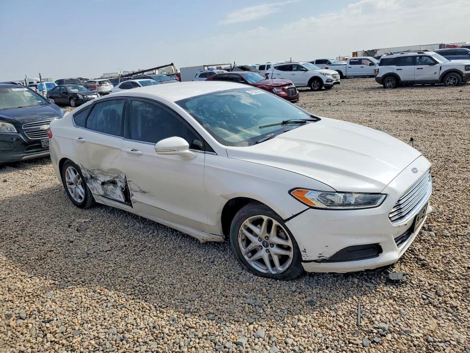 67532356 :رقم المزاد ، 3FA6P0HD0FR304411 vin ، 2015 Ford Fusion مزاد بيع
