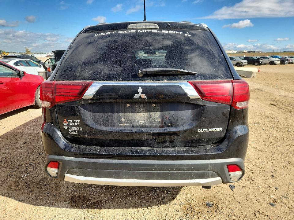 2016 Mitsubishi Outlander მანქანა იყიდება აუქციონზე, vin: JA4JZ3AX7GZ601817        , აუქციონის ნომერი: 69181456