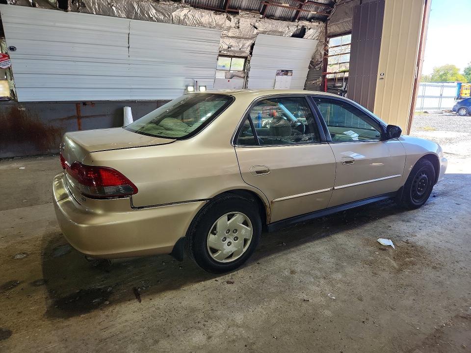 2001 Honda Accord მანქანა იყიდება აუქციონზე, vin: 1HGCG16441A050096, აუქციონის ნომერი: 69509516