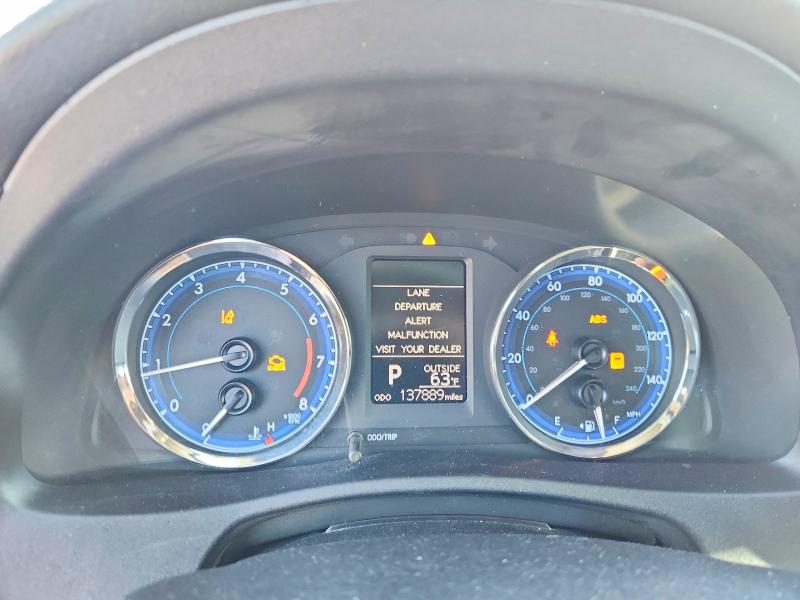 Продаж на аукціоні авто 2018 Toyota Corolla, vin: 2T1BURHE3JC049928, номер лоту: 70176836