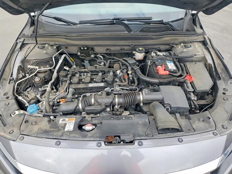69389876 :رقم المزاد ، 1HGCV1F44JA216722 vin ، 2018 Honda Accord مزاد بيع
