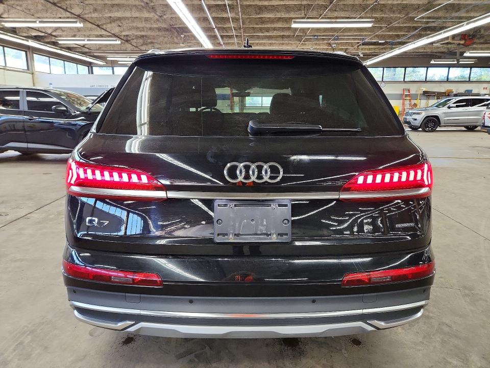Продажа на аукционе авто 2021 Audi Q7, vin: WA1LXAF75MD012687, номер лота: 71038076