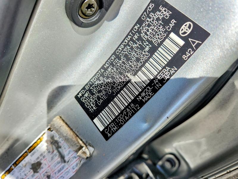 2005 Toyota Prius მანქანა იყიდება აუქციონზე, vin: JTDKB20U057040983, აუქციონის ნომერი: 70381046