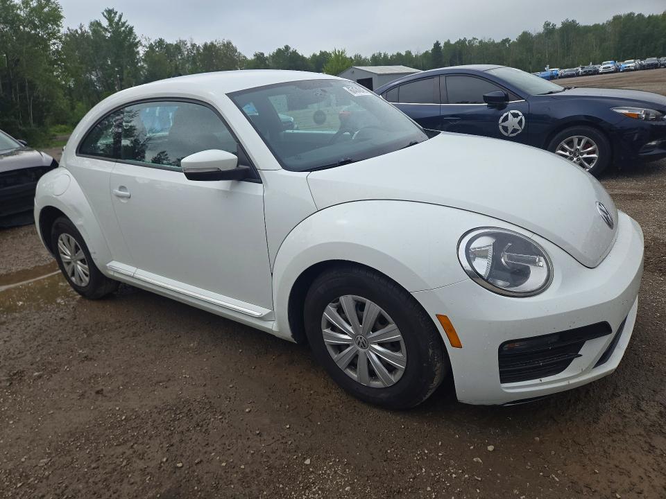 Продажа на аукционе авто 2017 Volkswagen Beetle, vin: 3VWJ17AT9HM615977, номер лота: 67474046