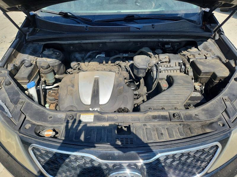 2011 Kia Sorento მანქანა იყიდება აუქციონზე, vin: 5XYKW4A23BG172146, აუქციონის ნომერი: 68327546