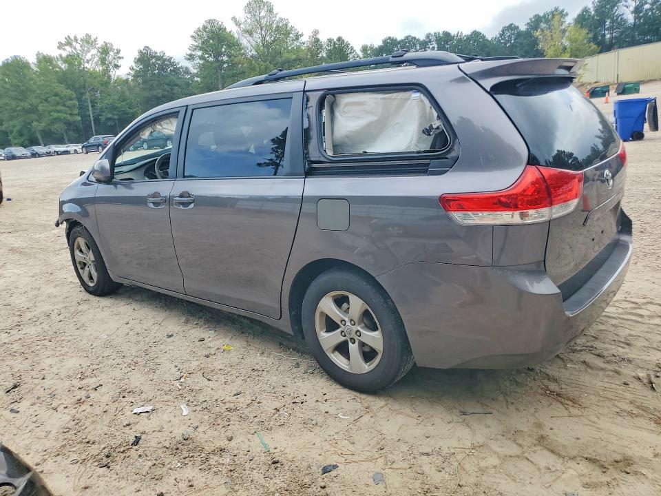 Продажа на аукционе авто 2012 Toyota Sienna, vin: 5TDKK3DC0CS184589, номер лота: 70042746