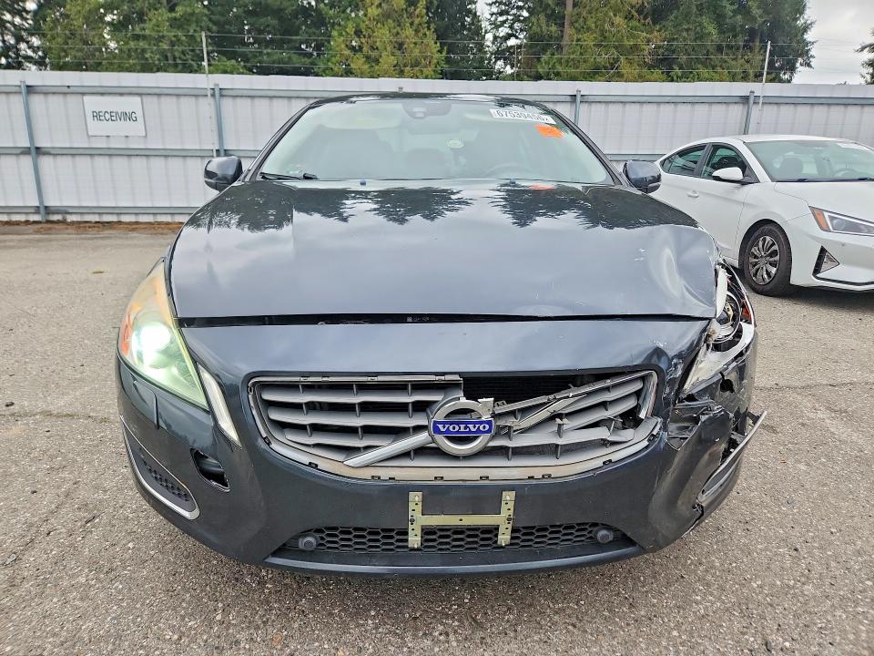 67539456 :رقم المزاد ، YV1612FS9D2185200 vin ، 2013 Volvo S60 مزاد بيع