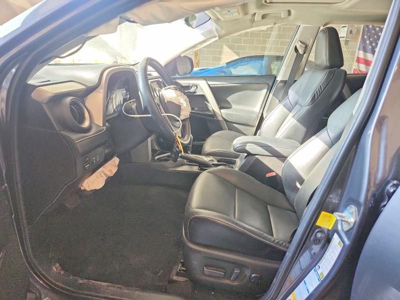 66360196 :رقم المزاد ، 2T3DFREV3JW857659 vin ، 2018 Toyota Rav4 مزاد بيع