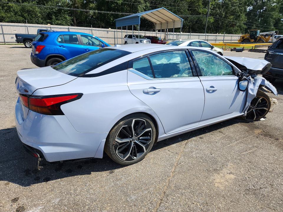 2024 Nissan Altima მანქანა იყიდება აუქციონზე, vin: 1N4BL4CV2RN302331, აუქციონის ნომერი: 68955076