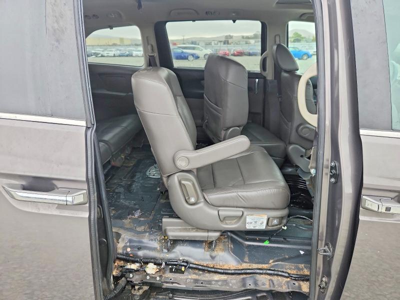 Продаж на аукціоні авто 2015 Honda Odyssey, vin: 5FNRL5H61FB109758, номер лоту: 68659256