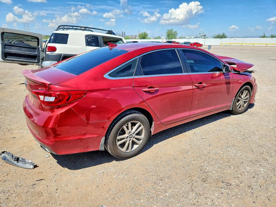 67561016 :رقم المزاد ، 5NPE24AFXFH156116 vin ، 2015 Hyundai Sonata مزاد بيع