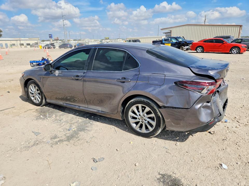 2021 Toyota Camry მანქანა იყიდება აუქციონზე, vin: 4T1R11AK1MU591105, აუქციონის ნომერი: 69217586