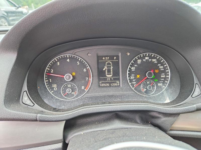 67072806 :رقم المزاد ، 1VWBP7A3XEC007837 vin ، 2014 Volkswagen Passat مزاد بيع