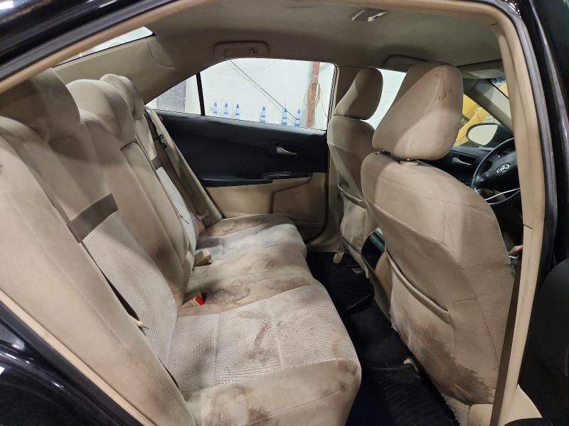 69642436 :رقم المزاد ، 4T4BF1FK1CR225032 vin ، 2012 Toyota Camry مزاد بيع