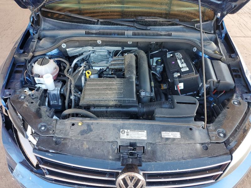 68261986 :رقم المزاد ، 3VW267AJ3GM363274 vin ، 2016 Volkswagen Jetta مزاد بيع