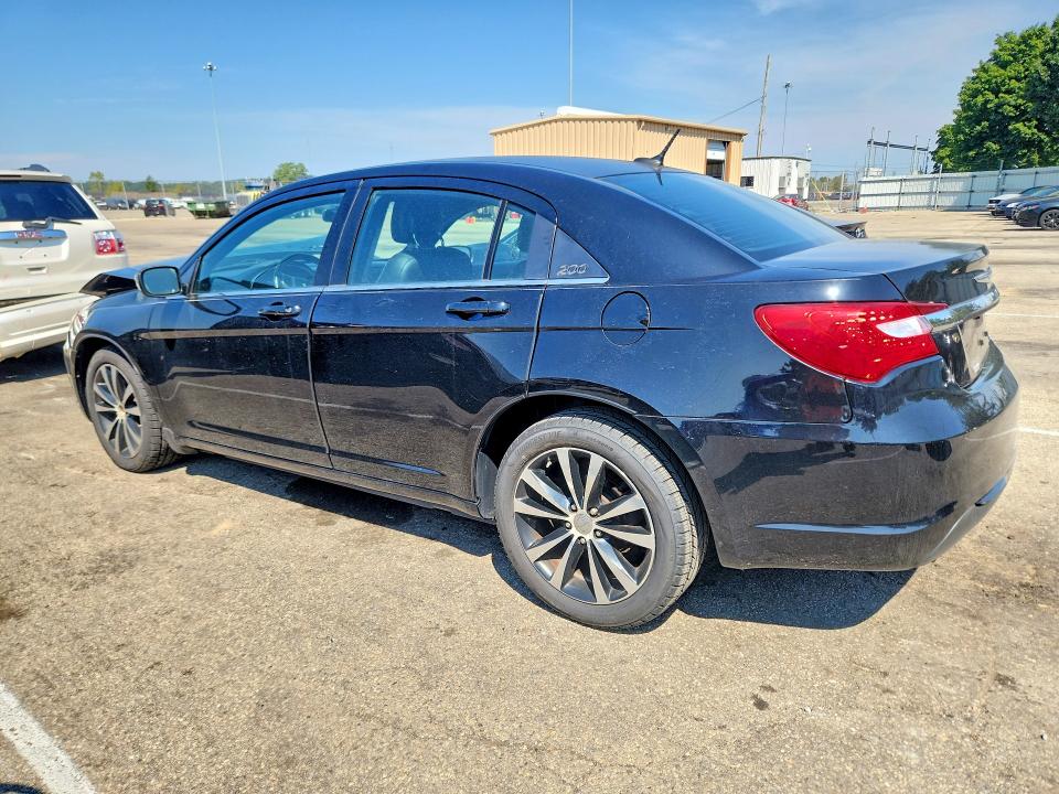 Продаж на аукціоні авто 2013 Chrysler 200, vin: 1C3CCBCG3DN624199, номер лоту: 67680296