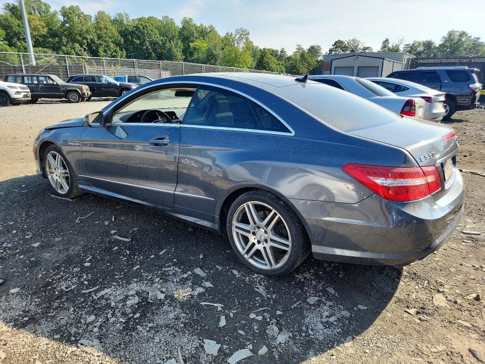 2010 Mercedes-benz E მანქანა იყიდება აუქციონზე, vin: WDDKJ7CB2AF000405, აუქციონის ნომერი: 67704016