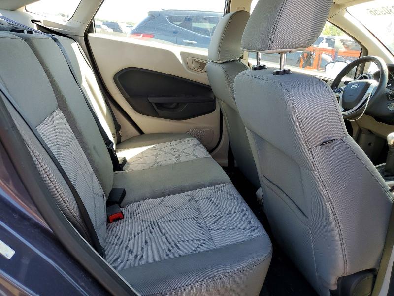 68930956 :رقم المزاد ، 3FADP4BJ3CM118139 vin ، 2012 Ford Fiesta مزاد بيع