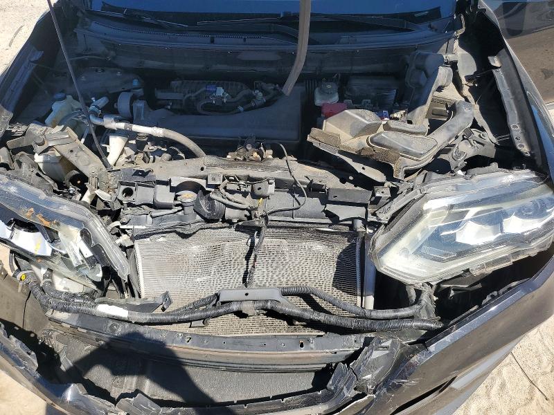 68582396 :رقم المزاد ، 5N1AT2MT0HC771009 vin ، 2017 Nissan Rogue مزاد بيع