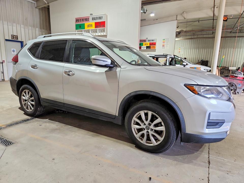 Продажа на аукционе авто 2020 Nissan Rogue, vin: KNMAT2MV5LP541859, номер лота: 70101726