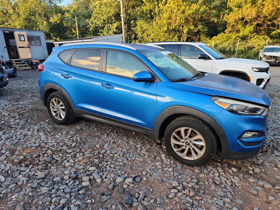 Продажа на аукционе авто 2016 Hyundai Tucson, vin: KM8J33A47GU094715, номер лота: 69970536
