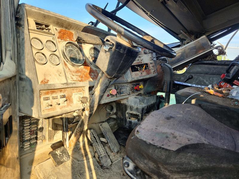 Aukcja sprzedaży 2000 Kenworth Construction, vin: 3WKDDU9X7YF832446, numer aukcji: 68137956