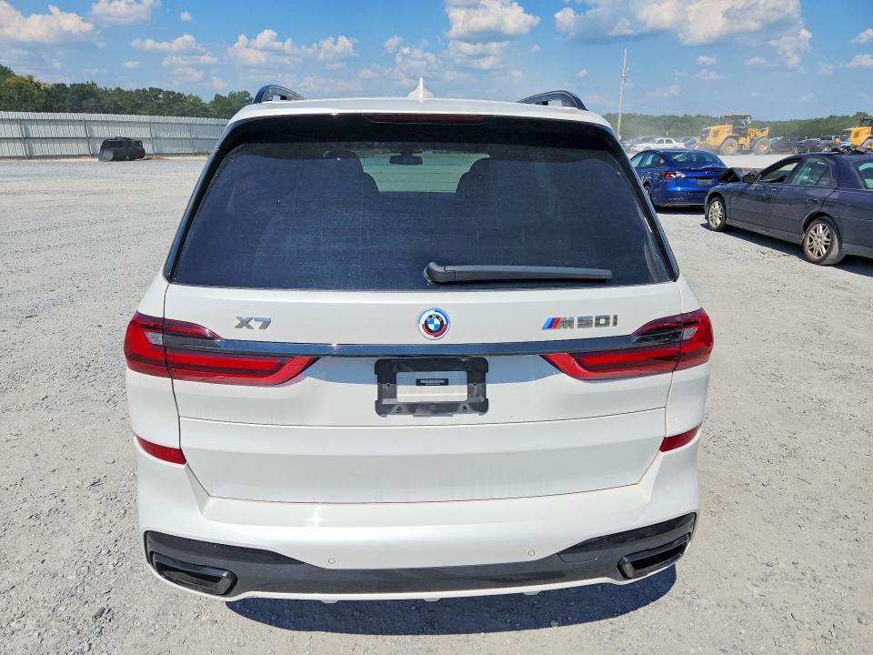 67640526 :رقم المزاد ، 5UXCX6C0XN9M42616 vin ، 2022 Bmw X7 مزاد بيع