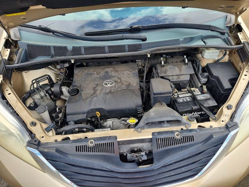 2011 Toyota Sienna მანქანა იყიდება აუქციონზე, vin: 5TDKK3DC0BS122222, აუქციონის ნომერი: 70513436