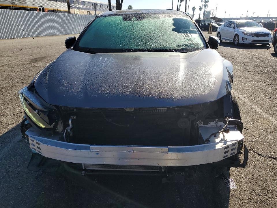70284996 :رقم المزاد ، 19XZE4F58KE025824 vin ، 2019 Honda Insight مزاد بيع