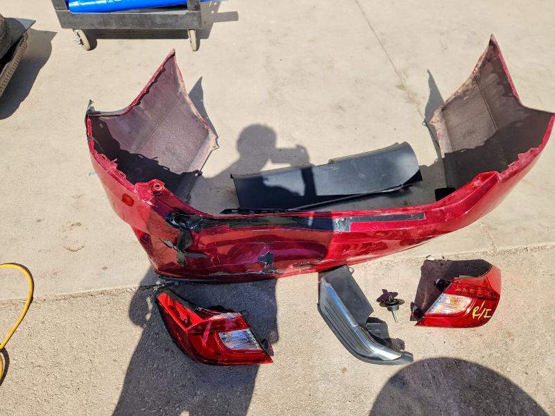 2019 Honda Accord მანქანა იყიდება აუქციონზე, vin: 1HGCV1F15KA071696, აუქციონის ნომერი: 70057956