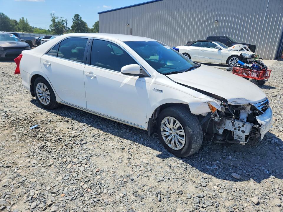 2013 Toyota Camry Hybrid მანქანა იყიდება აუქციონზე, vin: 4T1BD1FKXDU069266, აუქციონის ნომერი: 68742456
